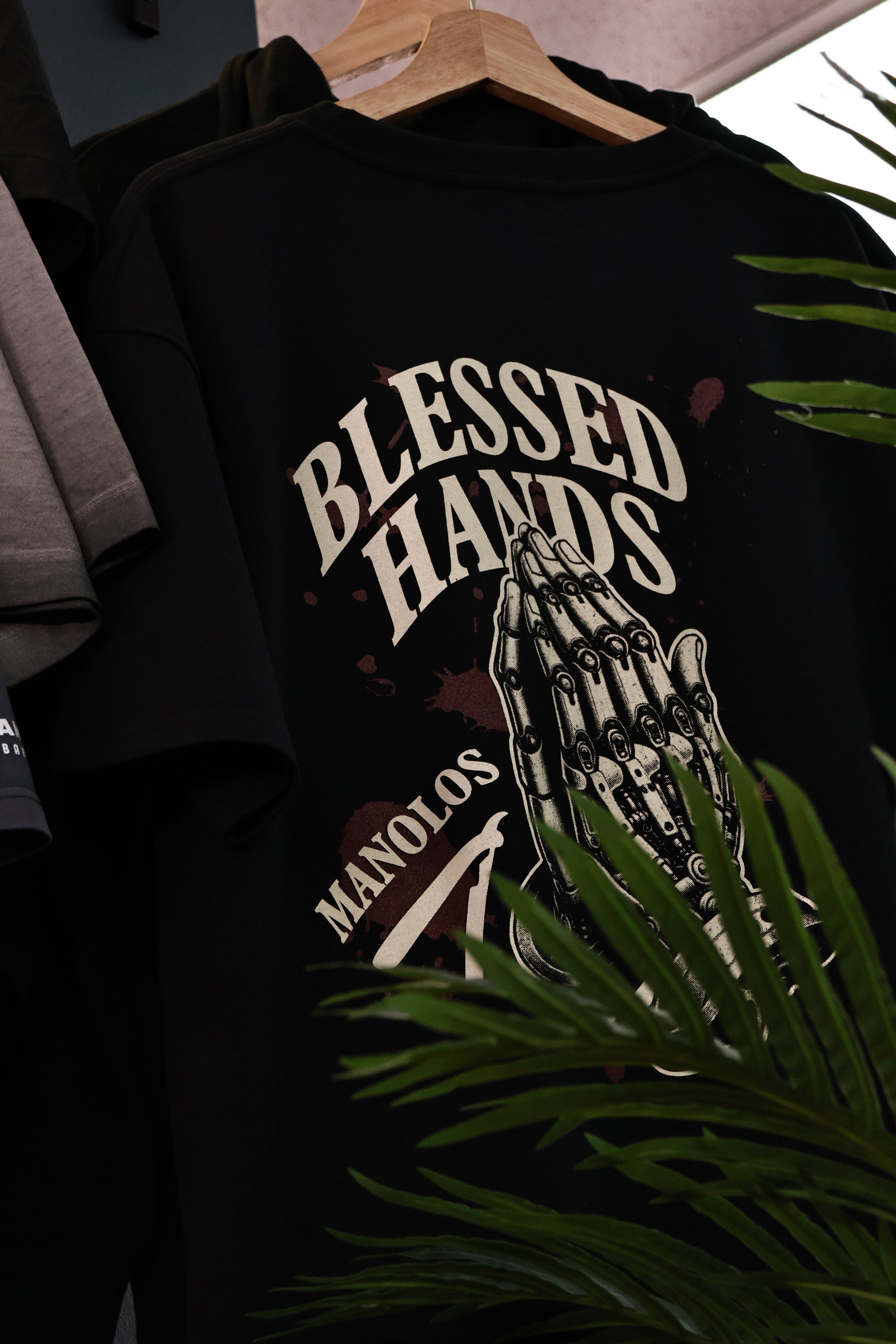 Blessed Hands T-shirt Oversize
